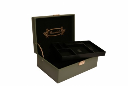 Bunadskrin, Grønn/Sort , Rikter Svendsen