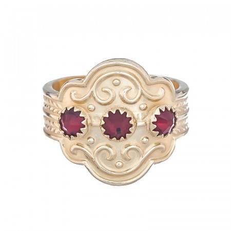 Ring, Forgyldt med rød steiner, vossasylv