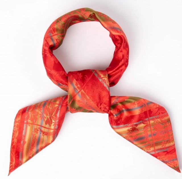 Tyrihans silkeskjerf Victoria 55