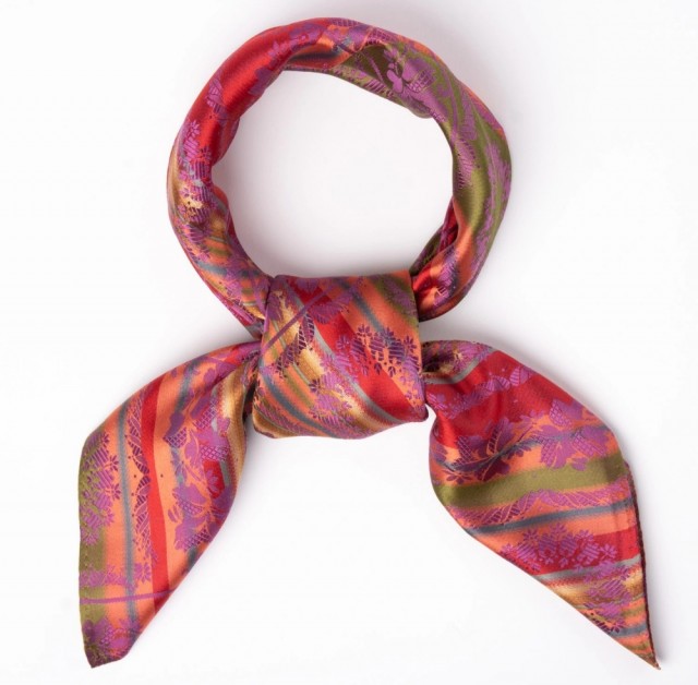 Victoria silkeskjerf 03-565.057